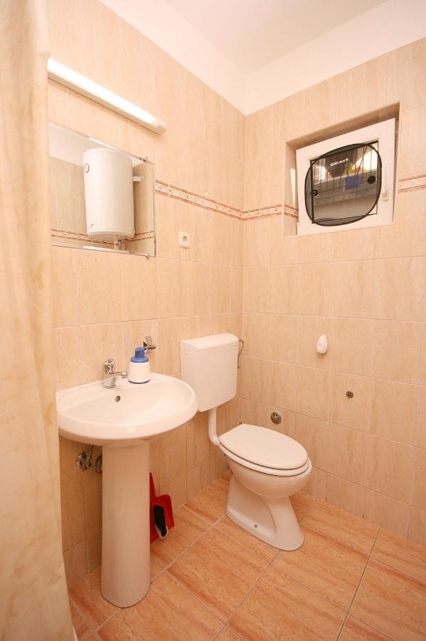 Studio Omis 4654A Extérieur photo